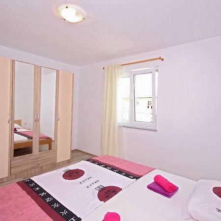 Apartmani Bradaric Pula Bagian luar foto