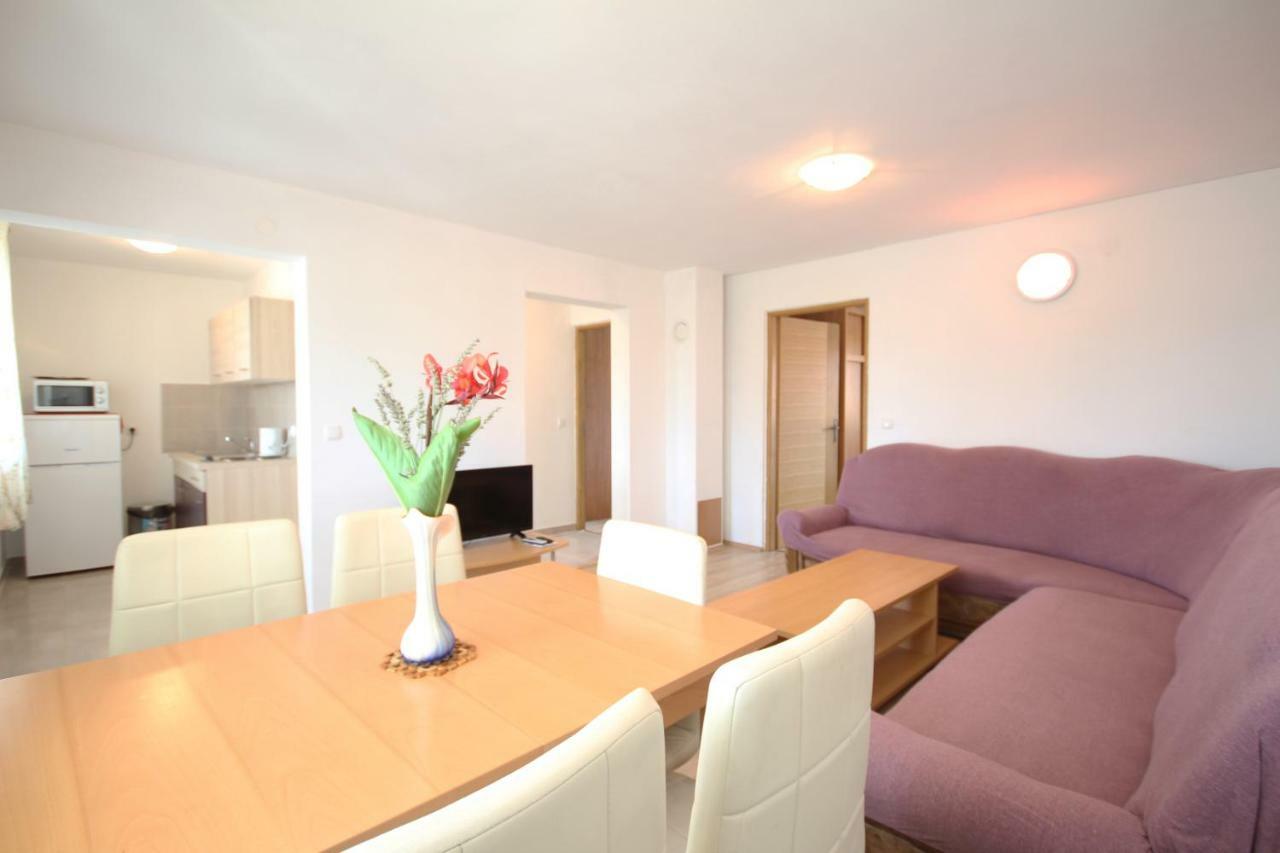 Apartmani Bradaric Pula Bagian luar foto