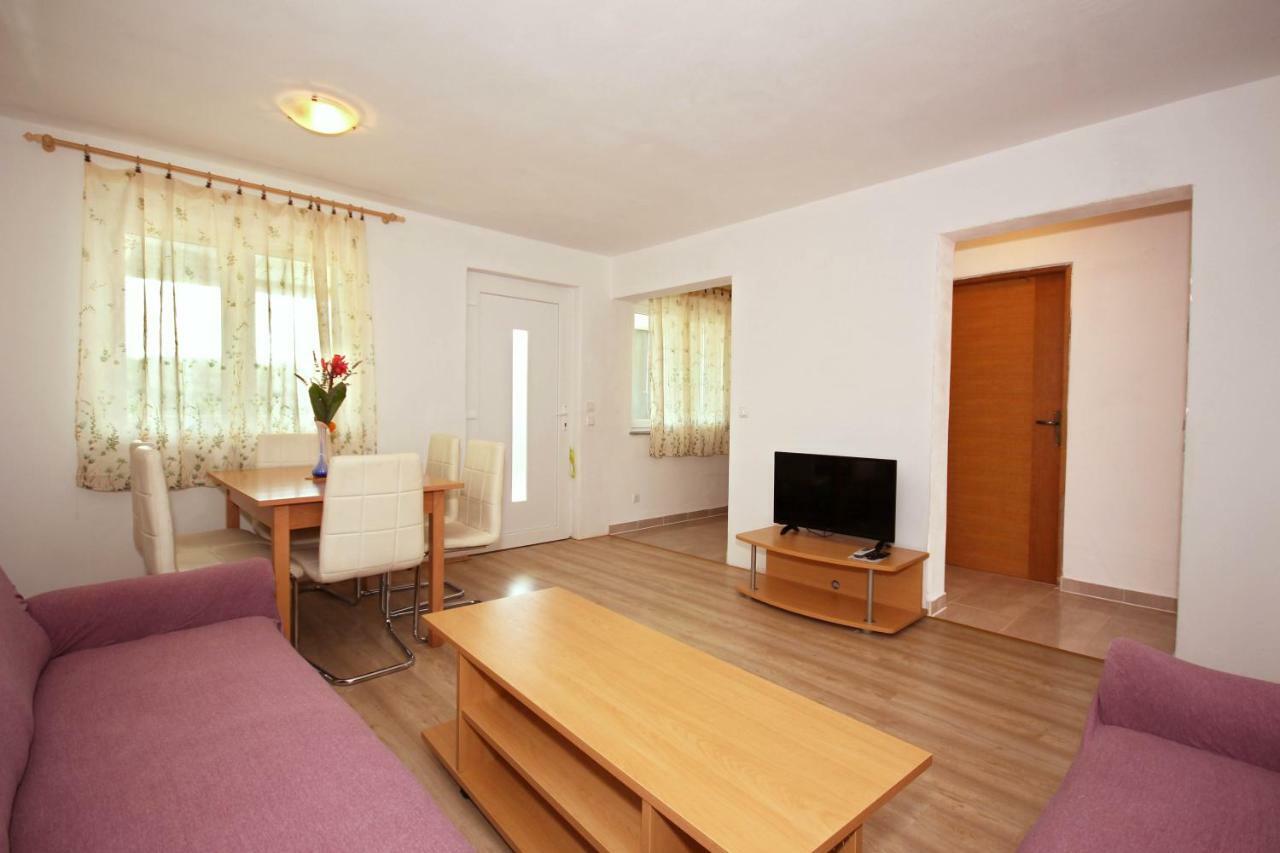 Apartmani Bradaric Pula Bagian luar foto